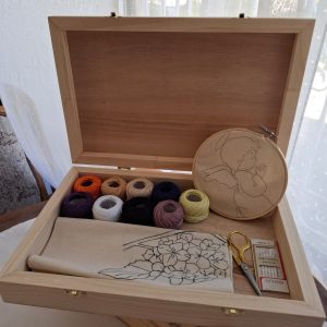 CAJA LEON Caja madera "León"