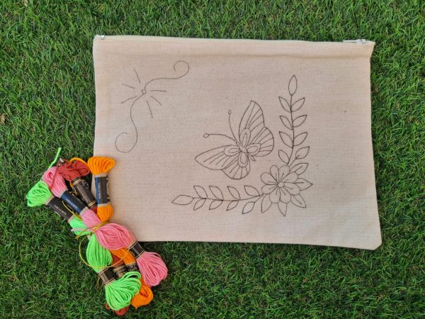 esyuche6 KIT Estuche para Bordar Mariposa